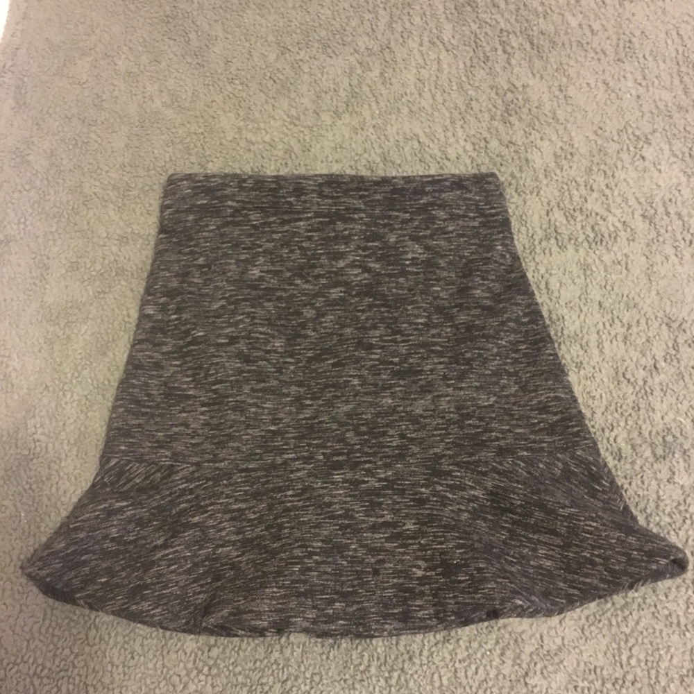 Floppy LOFT mini skirt
